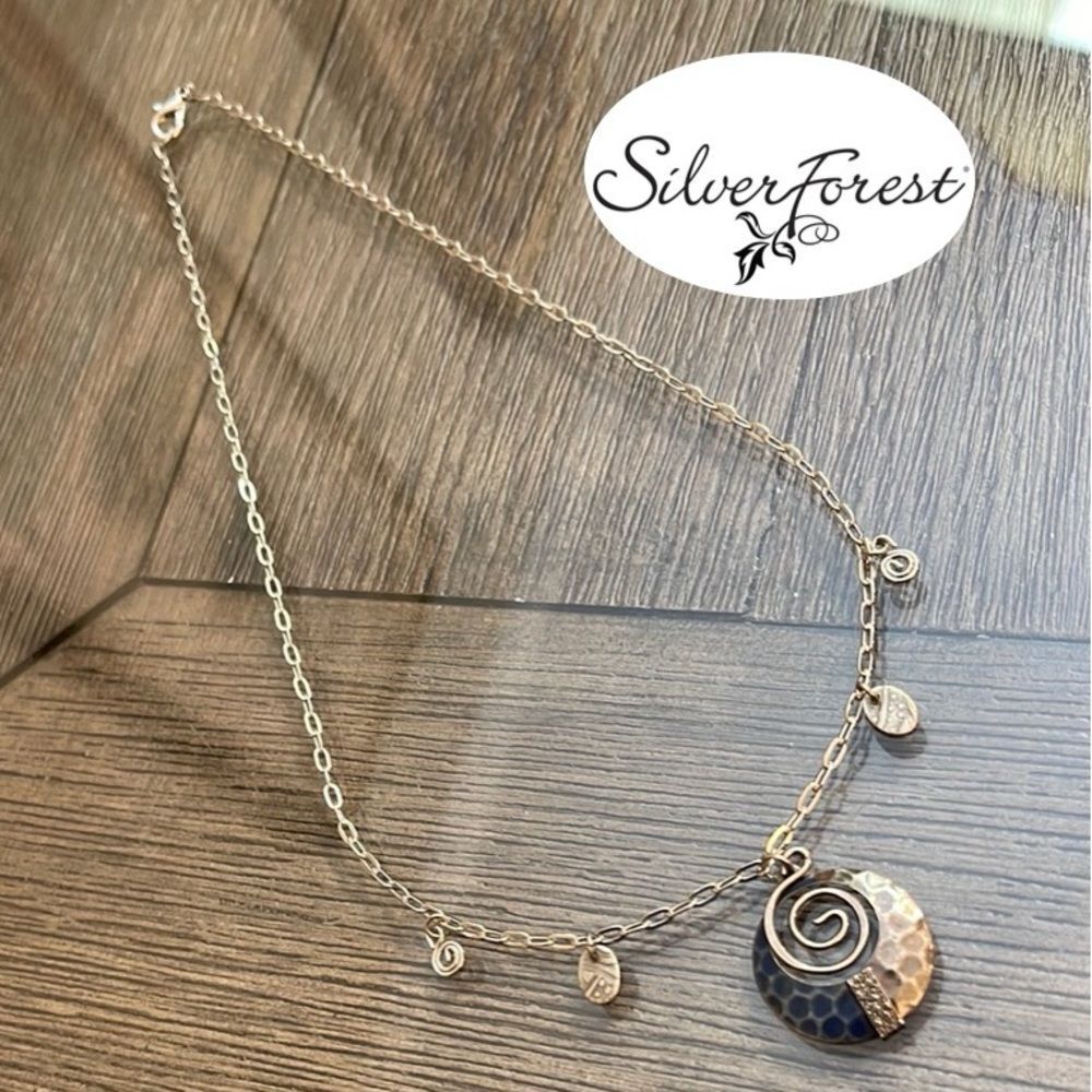 Silver Forest Navy & Antique Silvertone Circle Dangle Necklace